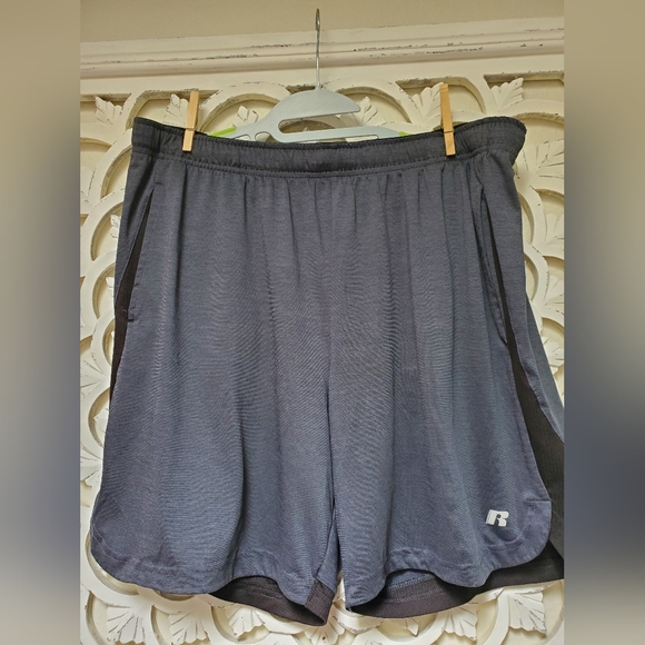 Mens Russell Gray & Black Dri-Power 360 Shorts Bundle of 2 Size XL - Picture 13 of 16